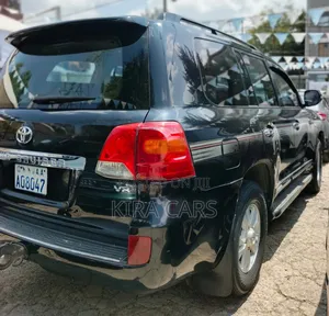 Toyota Land Cruiser 2013 Black