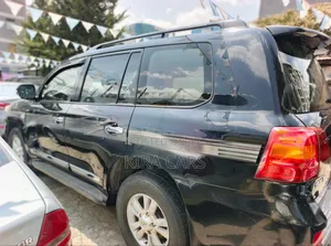 Toyota Land Cruiser 2013 Black