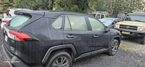 Photo - Toyota RAV4 Hybrid 2024 Matt Black