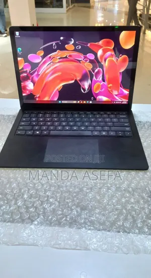 New Laptop Microsoft Surface Laptop 4 16GB Intel Core I7 SSD 512GB