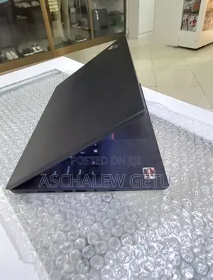 New Laptop Lenovo ThinkPad T495s 16GB AMD Ryzen 5 SSD 512GB