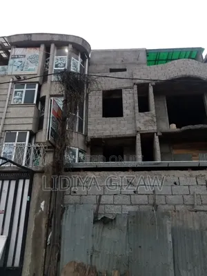 5bdrm House in Akaky Kaliti for sale