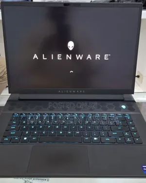 New Laptop Alienware M15 R3 16GB Intel Core I9 SSD 1T