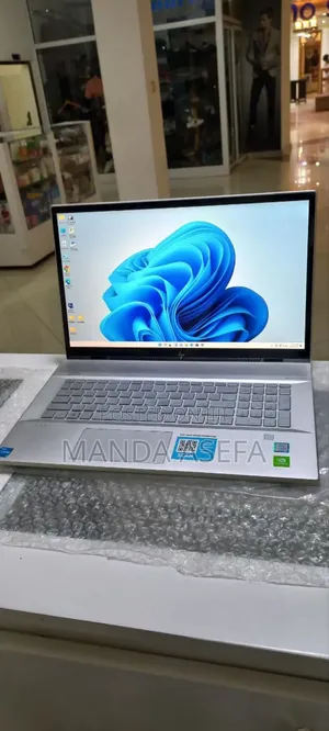 Photo - New Laptop HP Envy 17 16GB Intel Core I7 SSD 512GB