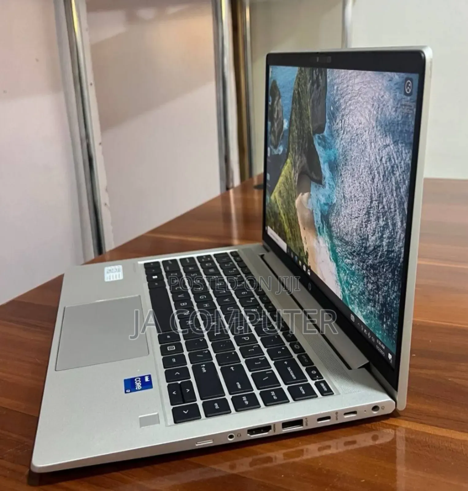 New Laptop HP ProBook 440 G10 16GB Intel Core I7 SSD 512GB