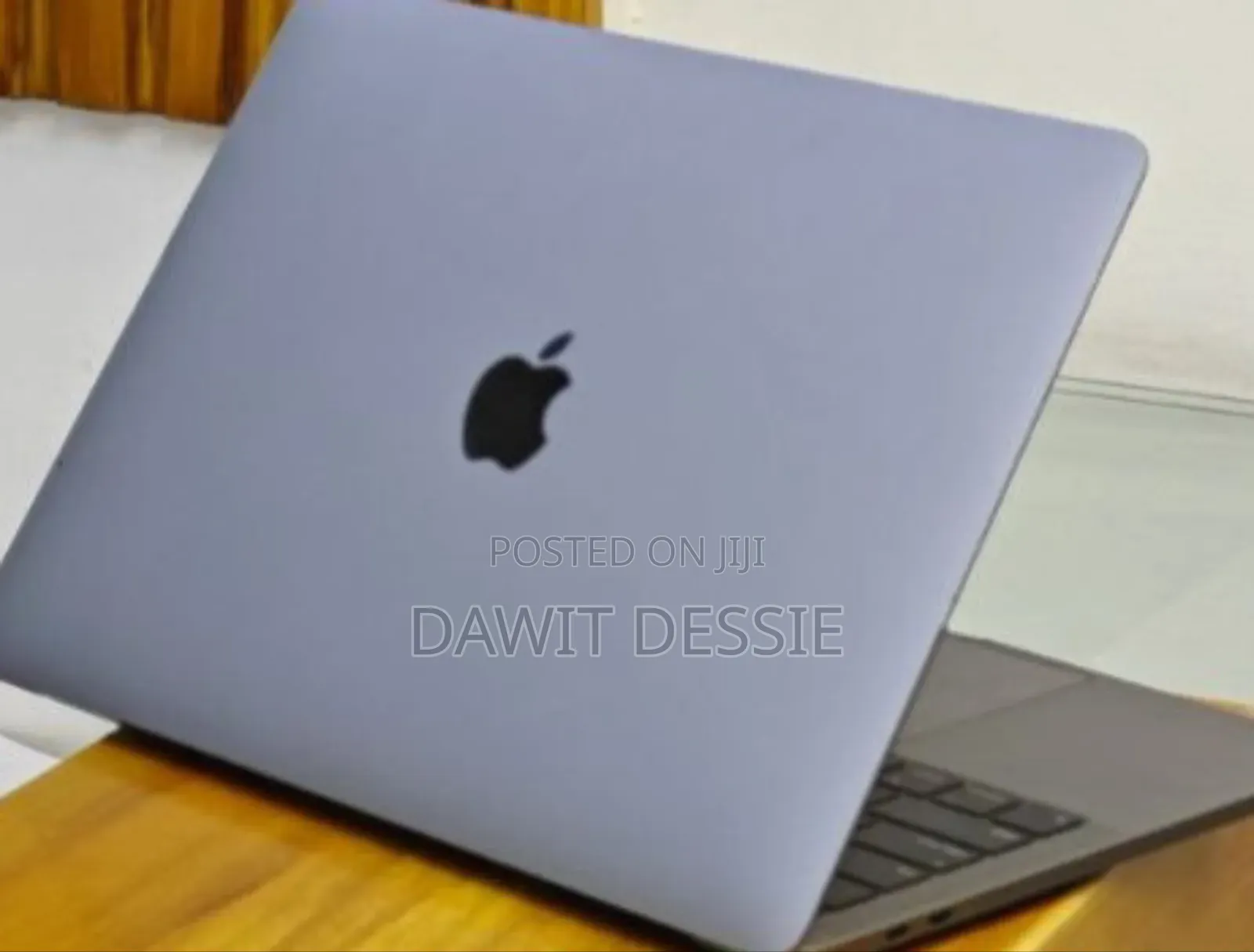 New Laptop Apple MacBook Pro 2019 16GB Intel Core I5 SSD 1T