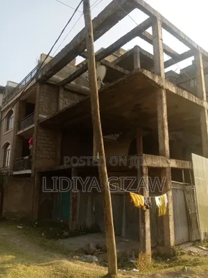 Photo - 5bdrm House in Akaky Kaliti for sale