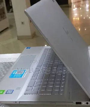 New Laptop HP Envy 17 16GB Intel Core I7 SSD 512GB