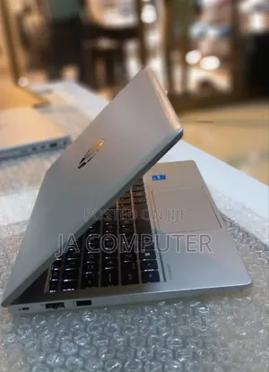 New Laptop HP ProBook 440 16GB Intel Core I5 SSD 512GB