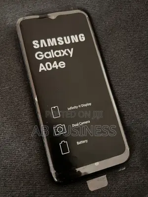 Photo - New Samsung Galaxy A04e 32 GB Black