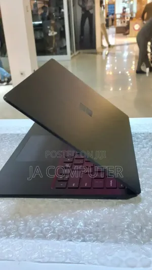 New Laptop Microsoft Surface Laptop 4 16GB Intel Core I7 SSD 512GB