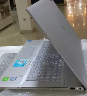 New Laptop HP 16GB Intel Core I7 SSD 512GB