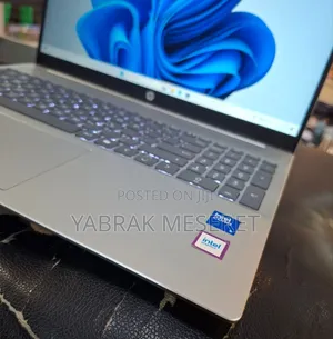 New Laptop HP 16GB Intel Core Ultra 5 SSD 512GB