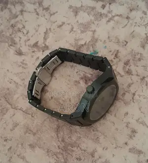 Arabic Full Black Watch Gʻ