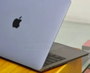 New Laptop Apple MacBook Pro 2019 16GB Intel Core I5 SSD 1T
