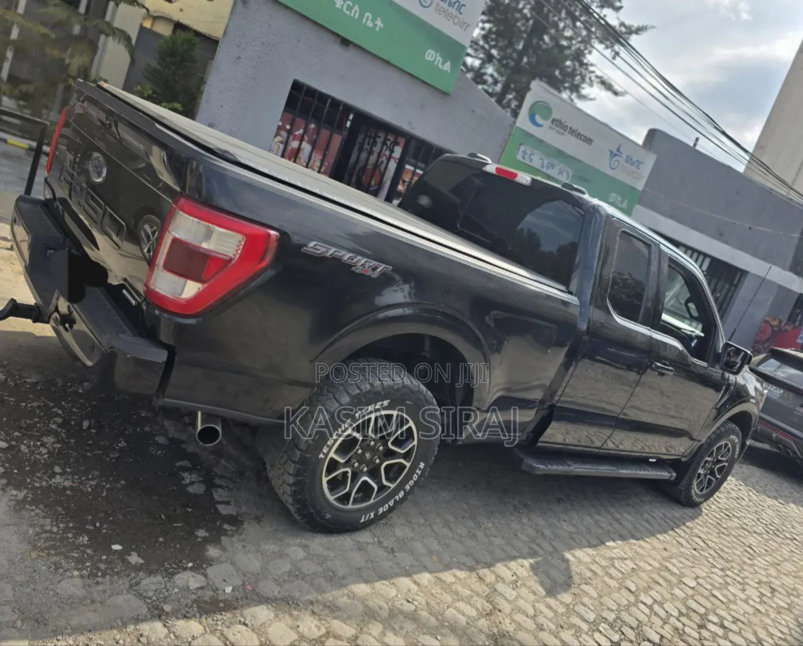 Ford F-150 LARIAT 2021 Black