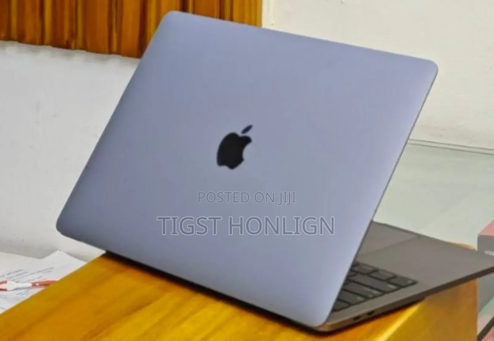 New Laptop Apple MacBook Pro 2019 16GB Intel Core I5 SSD 1T