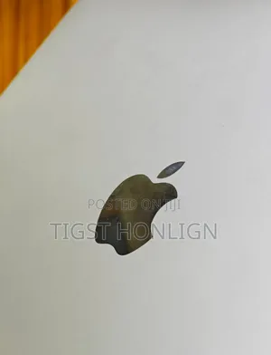 New Laptop Apple MacBook Pro 2019 16GB Intel Core I5 SSD 1T