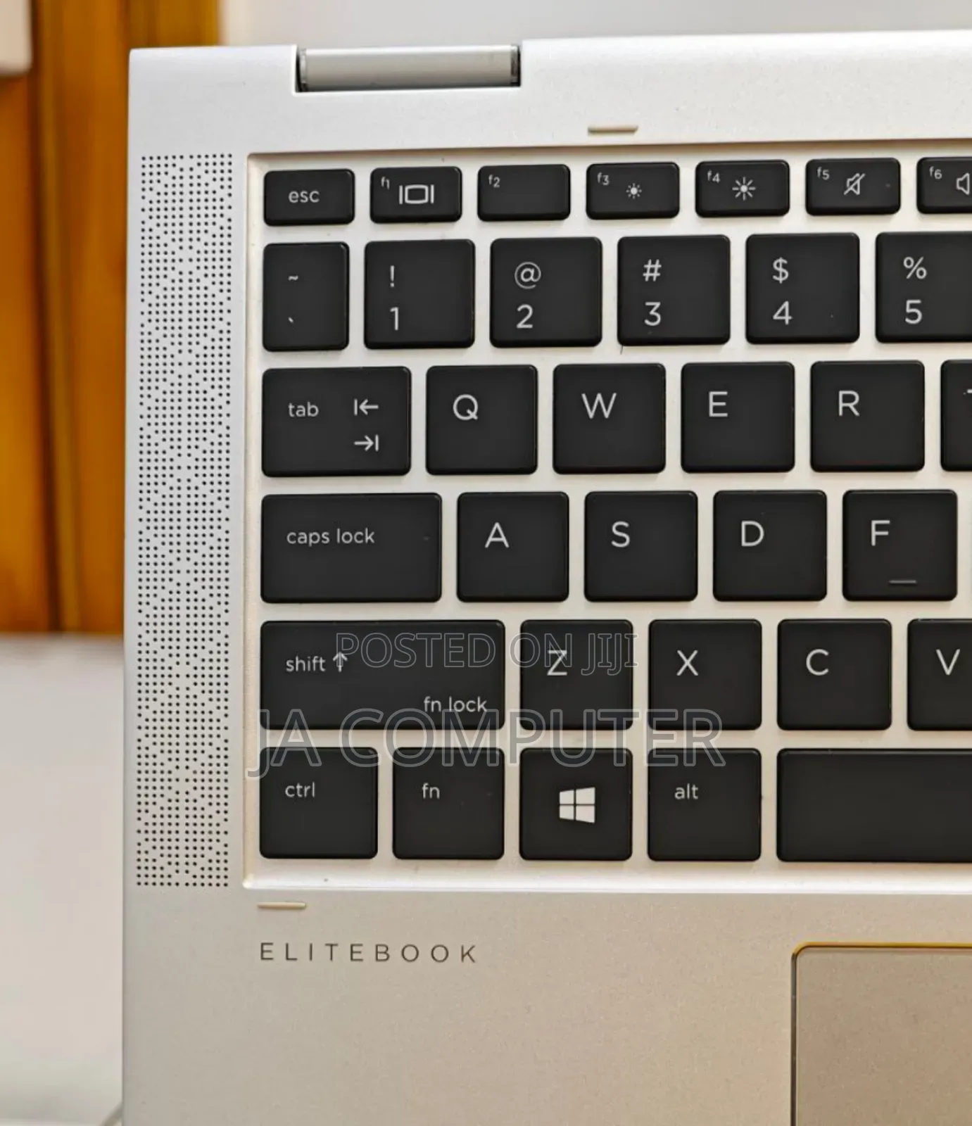 New Laptop HP EliteBook X360 1030 G4 8GB Intel Core I5 SSD 512GB