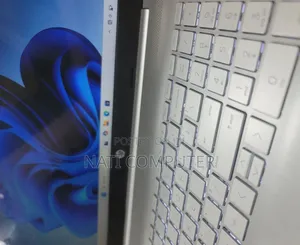 New Laptop HP 8GB Intel Core I5 SSD 256GB