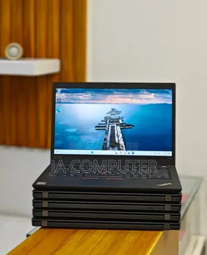 New Laptop Lenovo Thinkpad P14s 16GB AMD Ryzen 7 SSD 512GB