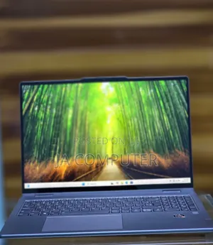 Photo - New Laptop Lenovo Yoga 7 15ITL5 32GB AMD Ryzen 5 SSD 512GB