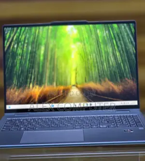 New Laptop Lenovo 8GB Intel Core I7 SSD 512GB