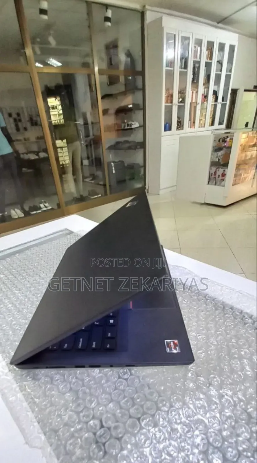 New Laptop Lenovo ThinkPad T495s 16GB AMD Ryzen 5 SSD 512GB