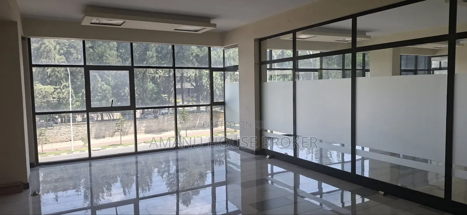 Urgent Office for Rent in Kebna Area 280sq M Including Vat 238,000irt