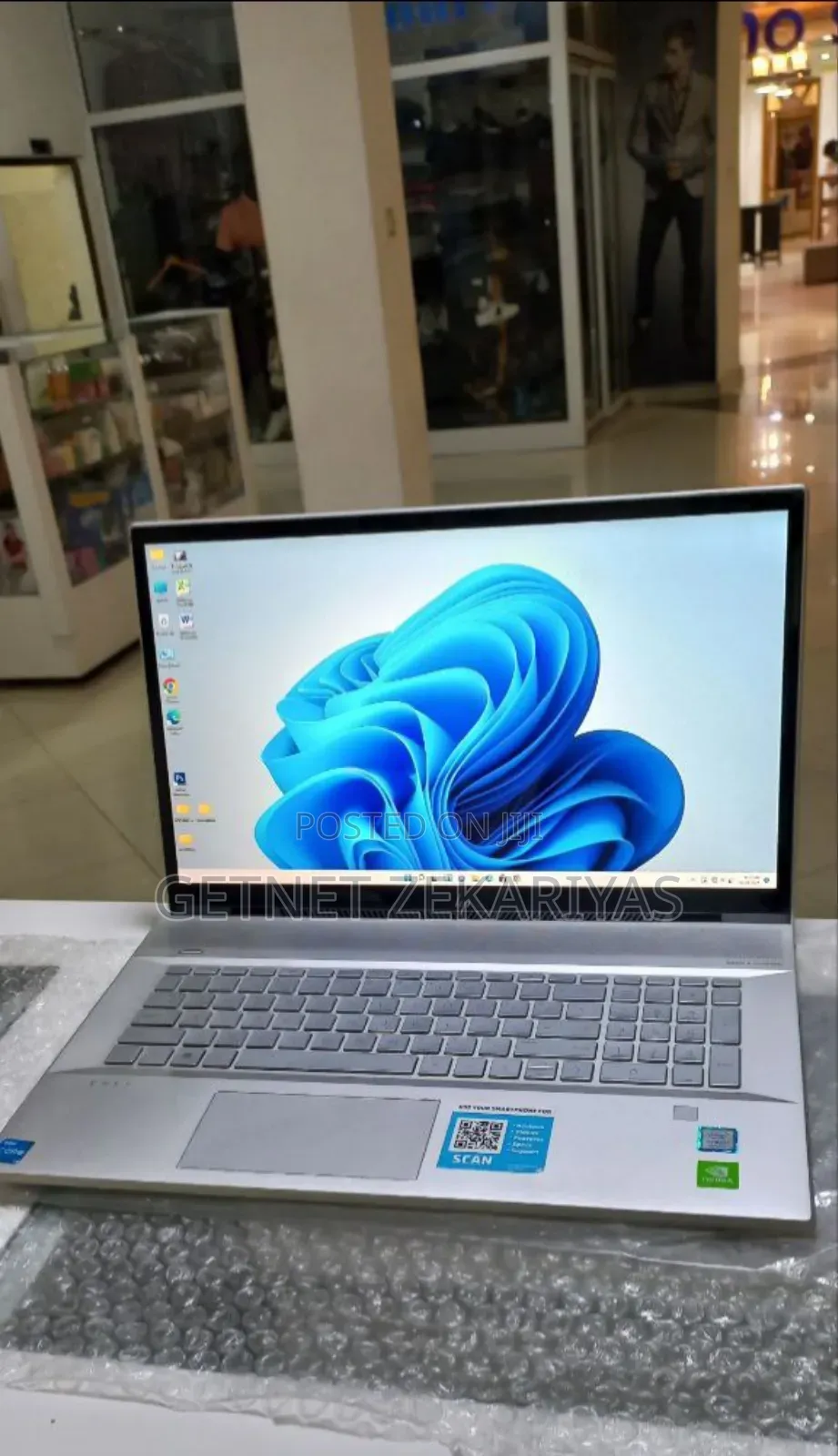 New Laptop HP Envy 17 16GB Intel Core I7 SSD 512GB