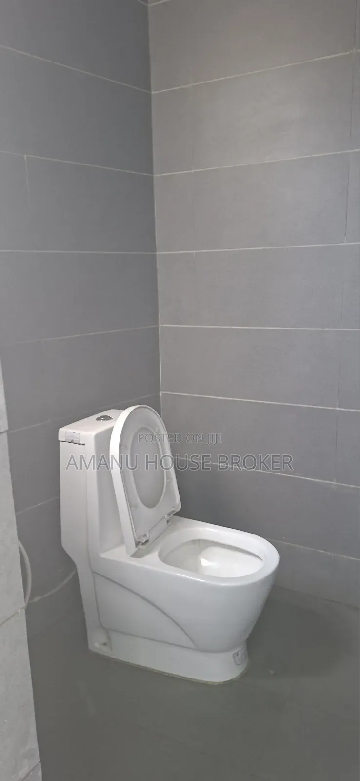 Urgent Office for Rent in Kebna Area 280sq M Including Vat 238,000irt