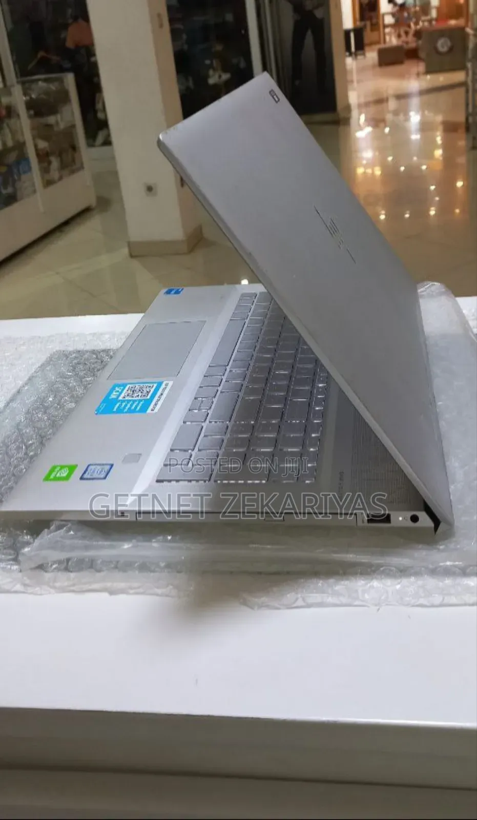 New Laptop HP Envy 17 16GB Intel Core I7 SSD 512GB