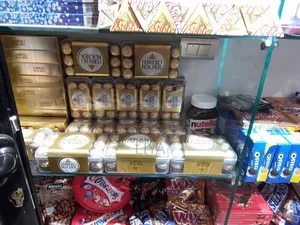 Photo - Ferrero Chocolate 16pc 30pc