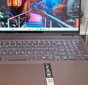 Photo - New Laptop Lenovo Yoga 7i 16GB Intel Core Ultra 7 SSD 1T