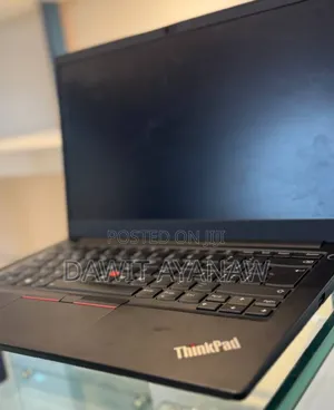 Photo - New Laptop Lenovo ThinkPad Yoga 16GB Intel Core I7 SSD 256GB