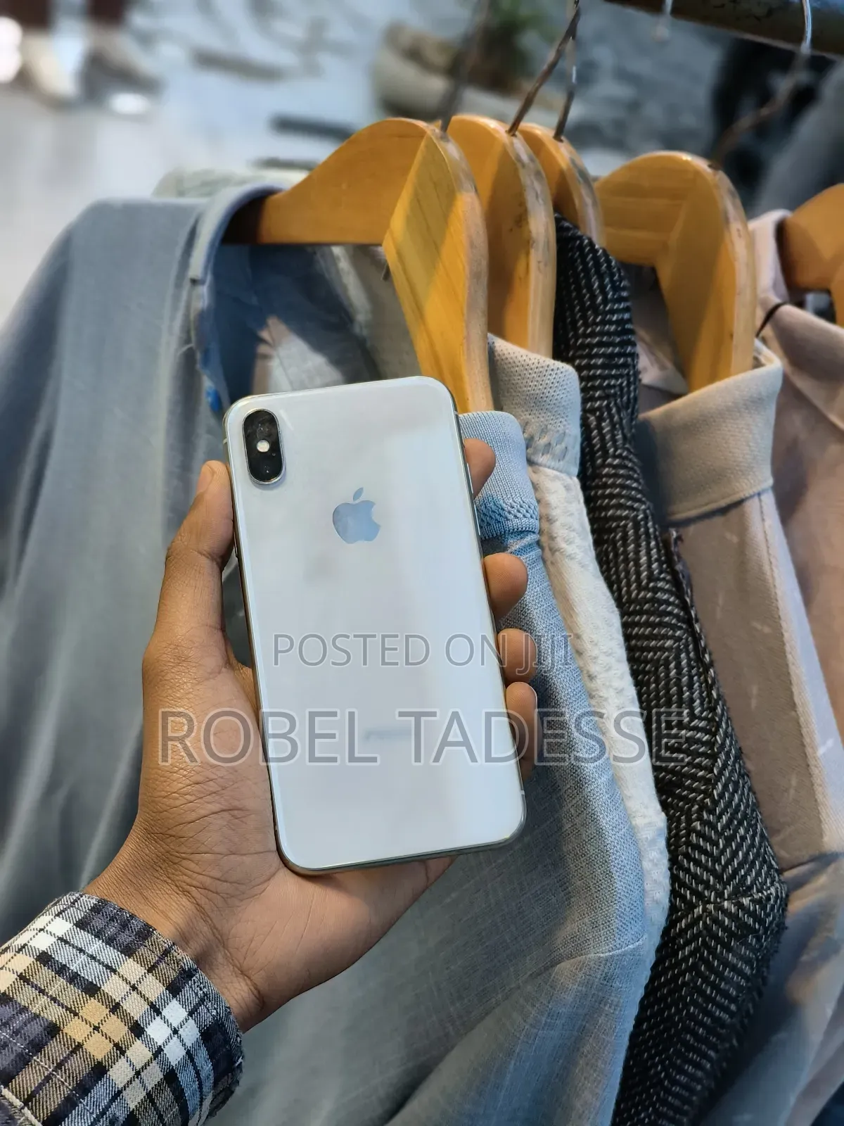 Apple iPhone X 64 GB White