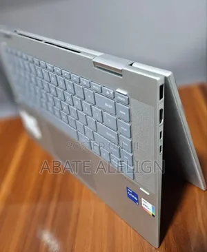 New Laptop HP Envy X360 8GB Intel Core I5 SSD 512GB