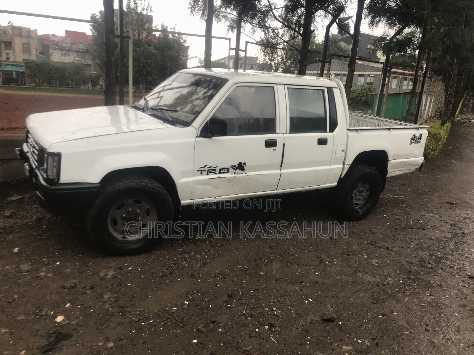 Mitsubishi L200 Double Cab 2.0 4WD 1998 White