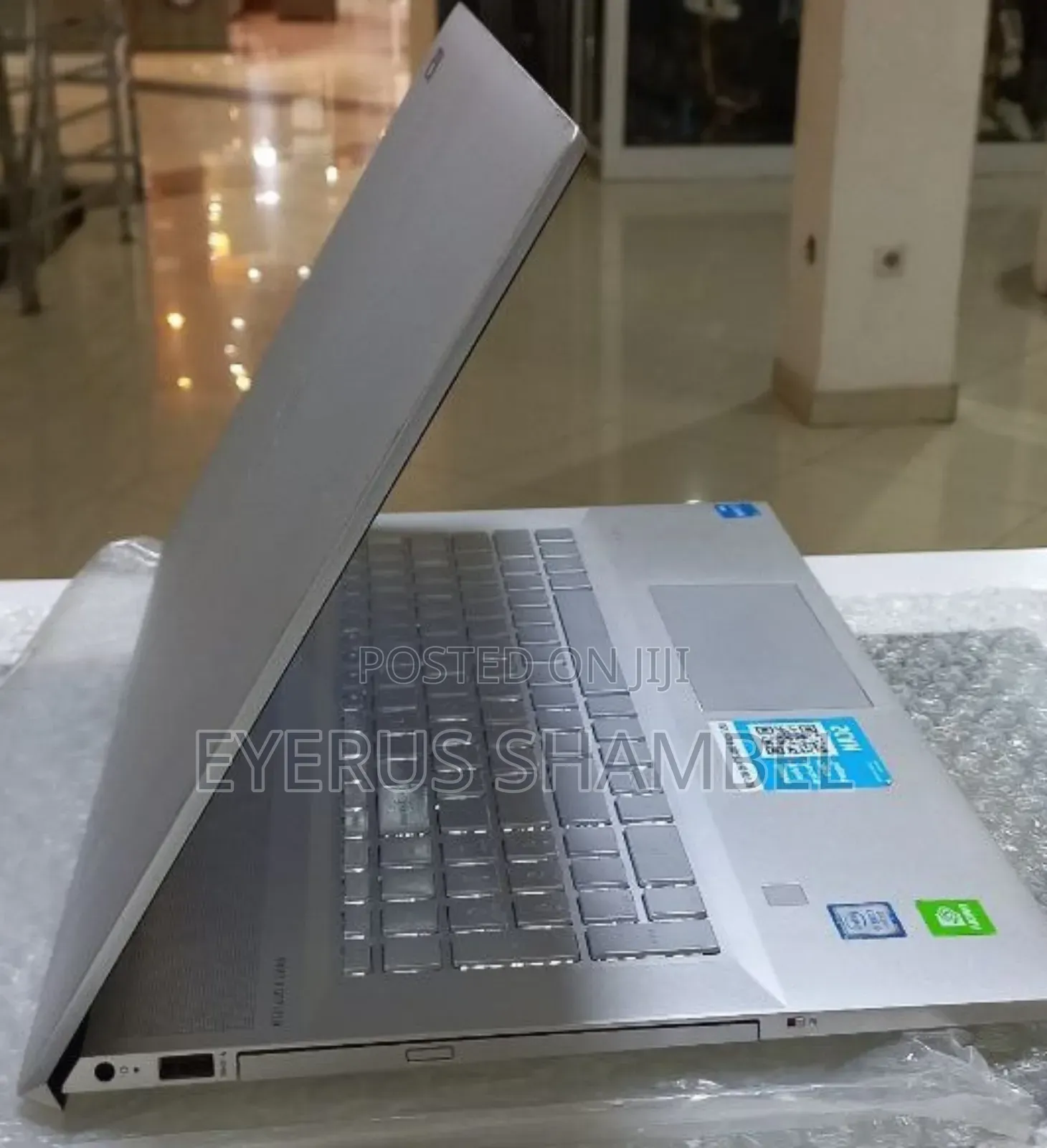 New Laptop HP Envy 17 16GB Intel Core I7 SSD 512GB