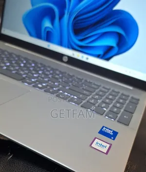 New Laptop HP Pavilion 15 16GB Intel Core Ultra 7 SSD 512GB