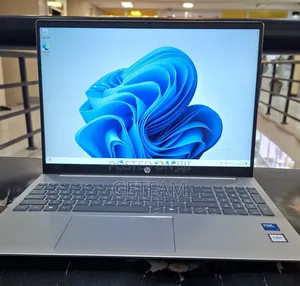 New Laptop HP Pavilion 15 16GB Intel Core Ultra 7 SSD 512GB