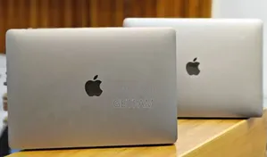 New Laptop Apple MacBook Pro 2019 16GB Intel Core I5 SSD 512GB