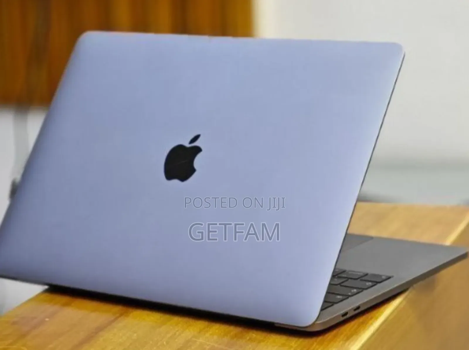 New Laptop Apple MacBook Pro 2019 16GB Intel Core I5 SSD 512GB