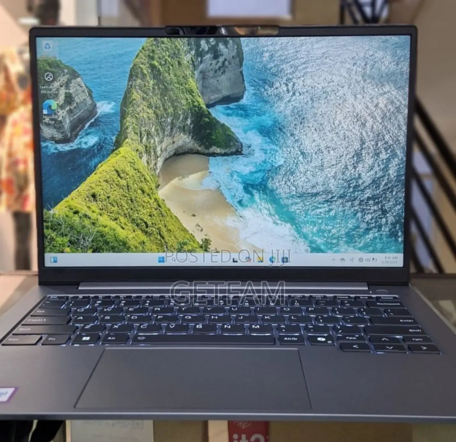 New Laptop Lenovo ThinkBook 13 16GB AMD Ryzen 7 SSD 512GB