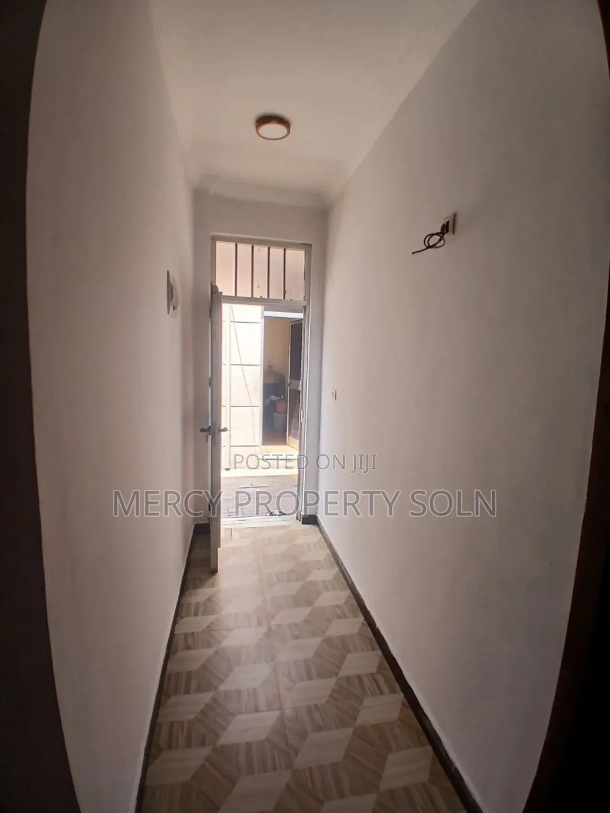 5bdrm Villa in Bole for sale