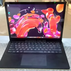 New Laptop Microsoft Surface 16GB Intel Core I7 SSD 512GB