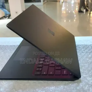 New Laptop Microsoft Surface 16GB Intel Core I7 SSD 512GB