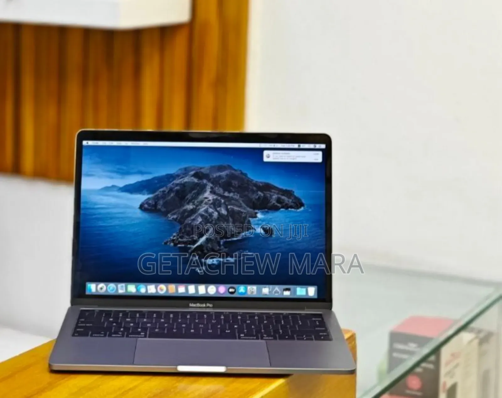 New Laptop Apple MacBook Pro 2019 16GB Intel Core I5 SSD 1T