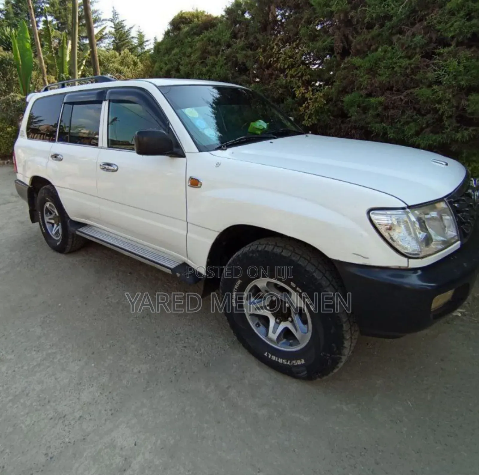 Toyota Land Cruiser 2005 White