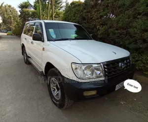 Toyota Land Cruiser 2005 White